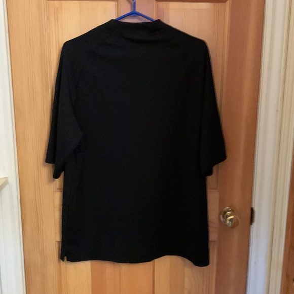 Under Armour Top - Picture 4 of 4